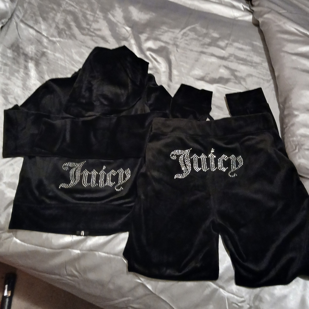 Juicy Couture Track Suit - Picture 1 of 15